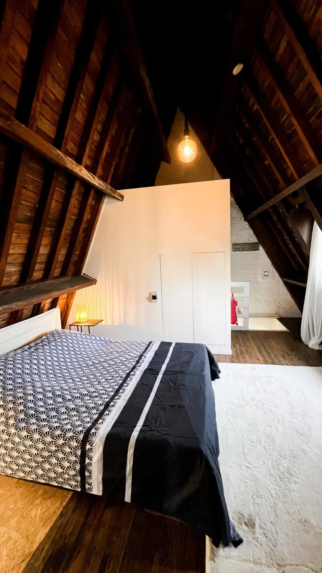 Le Faubourg Suites Amberes Exterior foto